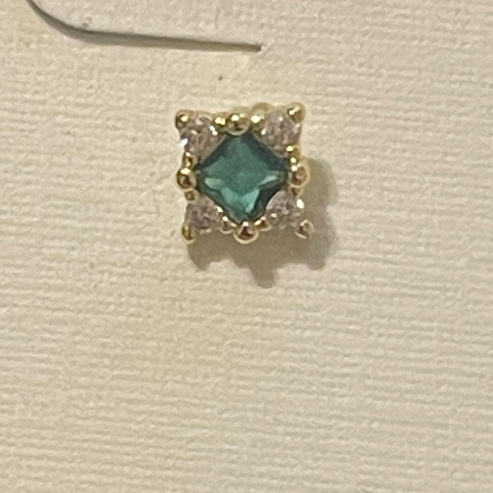 Gold and Green Stud Earrings - Picture 2 of 3
